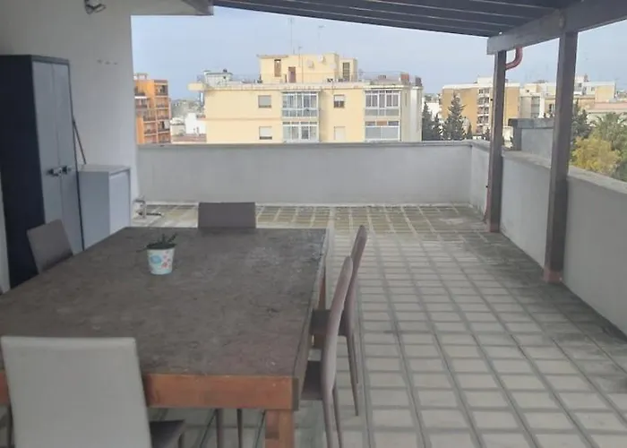 Piccolo Attico לצ'ה